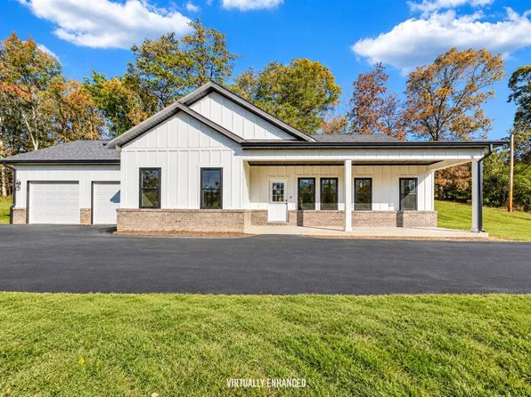 3840 Fox Hollow Rd, Elliston, VA 24087