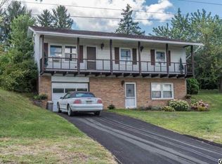 6087 Peachtree St, Harrisburg, PA 17111