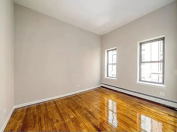 3rd image of 124 W 25th St #3E