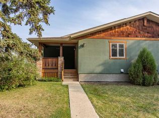 5422 S 49th Ave, Lacombe, AB T4L1S6