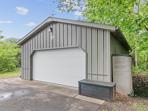 4th image of 5540 Timber Trl