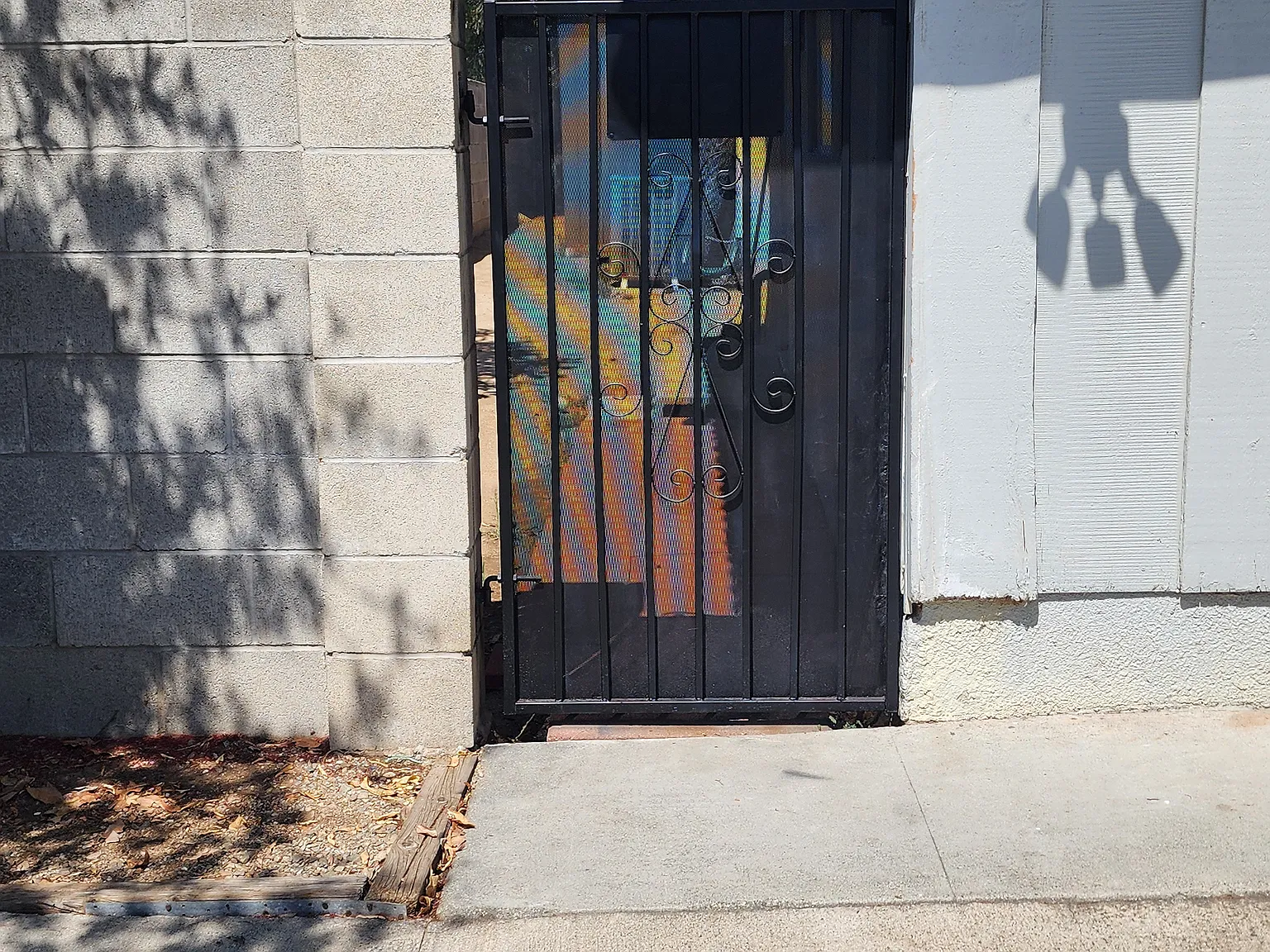 Valencia Hill Dr, Riverside — Photo 3