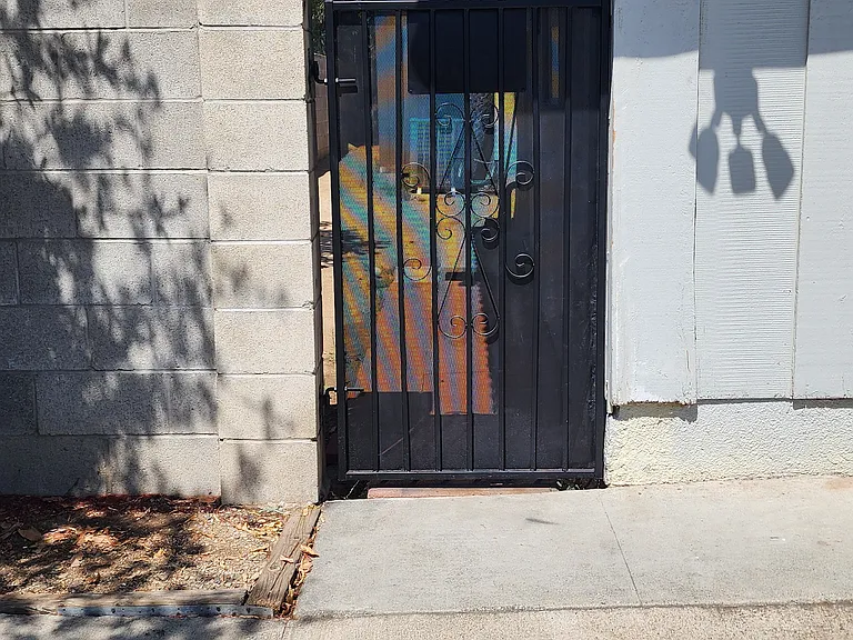Valencia Hill Dr — Photo 3