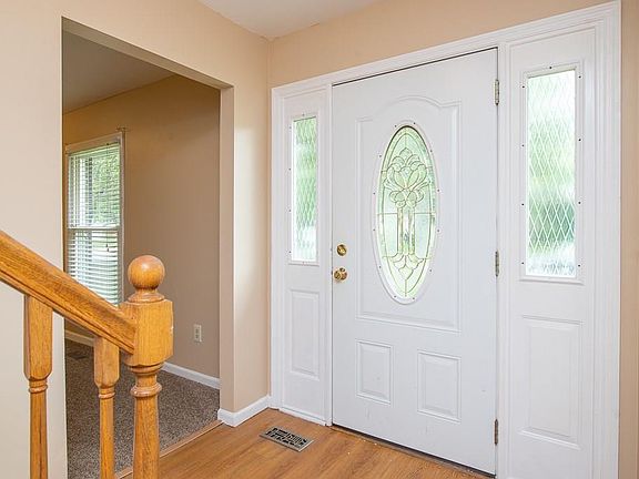 5th image of 4160 Slipperywood Pl