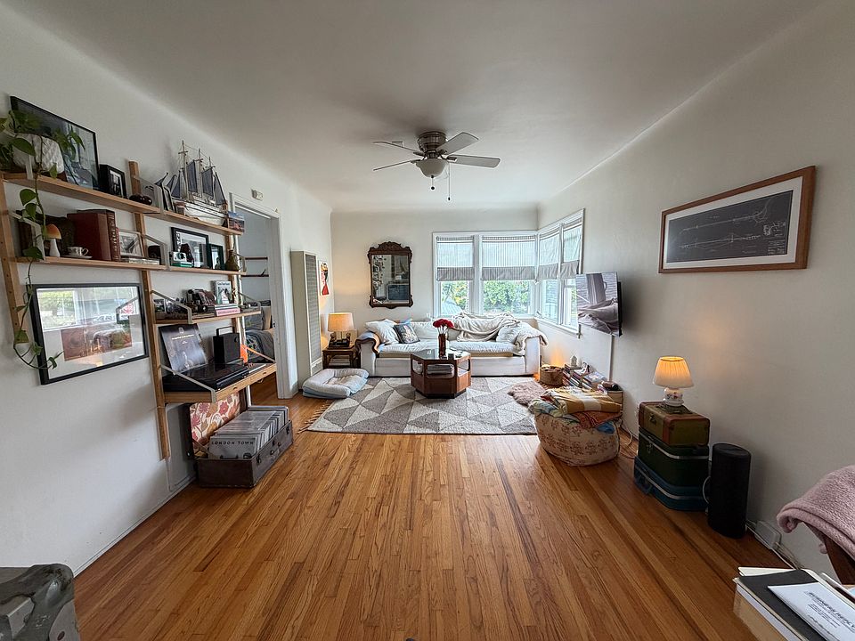 1st image of 2890 Grandview Ave