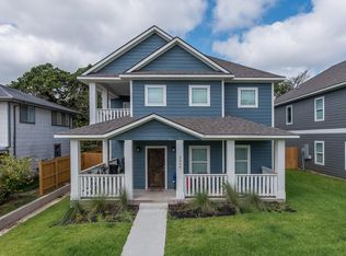 3306 Cavitt Ave, Bryan, TX 77801