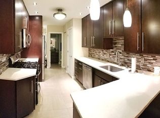 338 Quail Village Ct, Ballwin, MO 63021