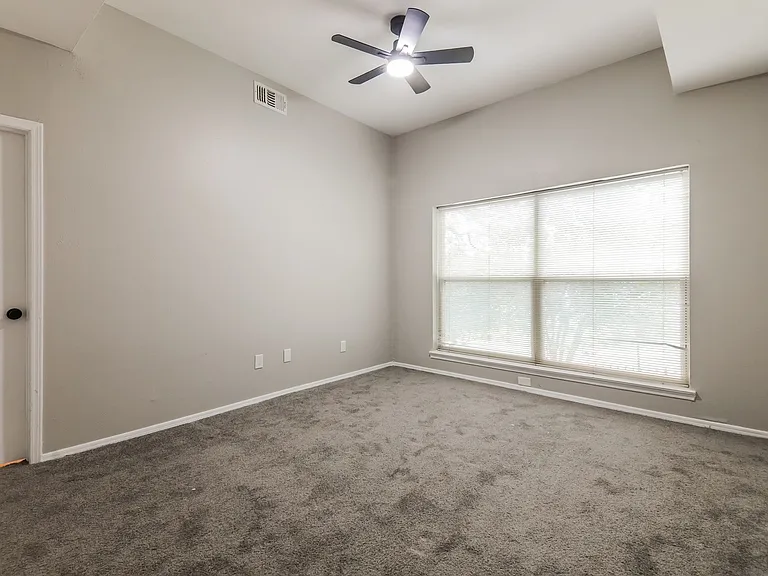 10406 High Hollows Dr #226 — Photo 17