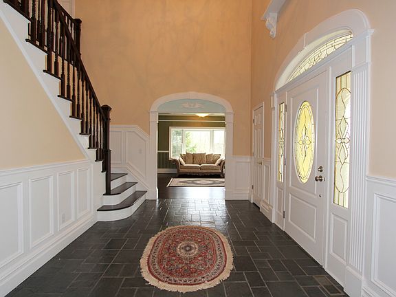 3rd image of 1170 Bridge Pointe Ln