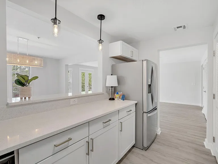 2405 W Texas Ave #4 — Photo 17