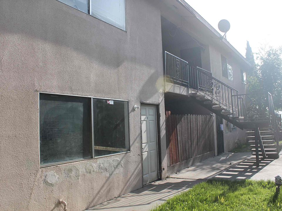1st image of 1505 E Yale Ave APT B