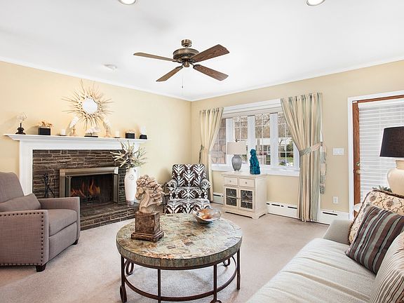 2nd image of 78 Belleview Ave
