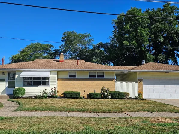1360 W 42nd St, Erie, PA 16509