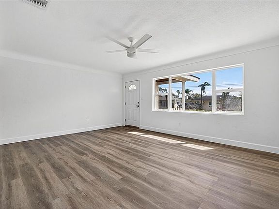 5th image of 211 89TH AVENUE N