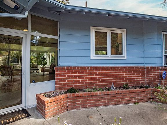 5th image of 7522 Elphick Road