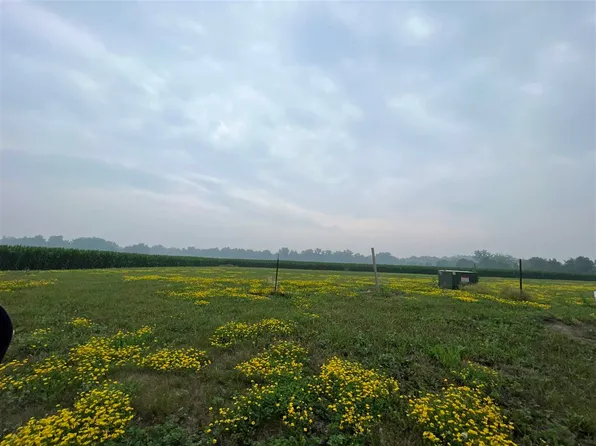 1 Mrm 2nd Garfield St, Marengo, IA 52301