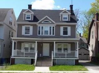 123 4th Ave, East Orange, NJ 07017