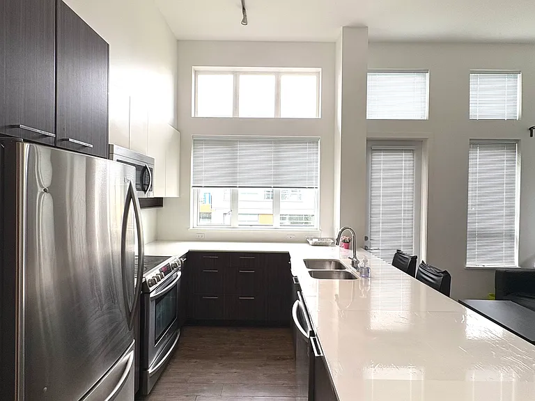 9250 University High St #Penthouse 16 — Photo 4