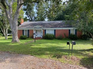 124 Russell Dr, Selma, AL 36701