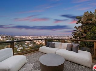 8401 Hillside Ave, Los Angeles, CA 90069