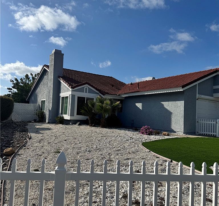 2nd image of 39427 Canyon Rim Cir