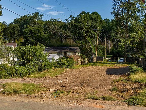 5th image of 6724 Rockwood Rd