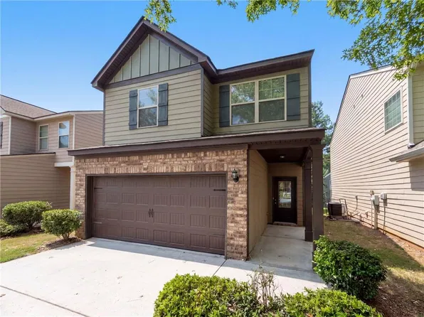 4473 Ravenwood Dr, Union City, GA 30291