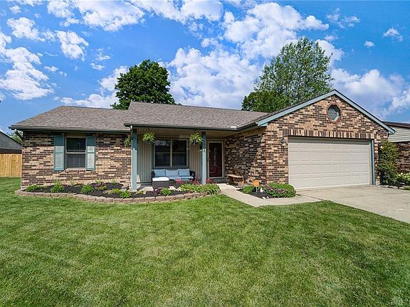 2nd image of 8939 Cedargate Pl