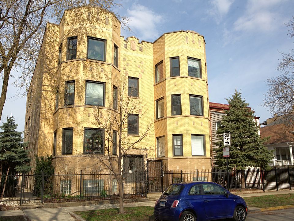 1st image of 4830 N Albany Ave #1N