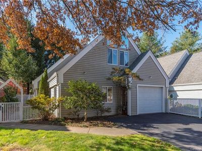 8 Stuart Cir, Asheville, NC, 28804