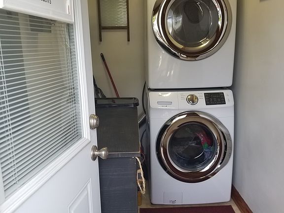 4th image of 604 Ingalls St