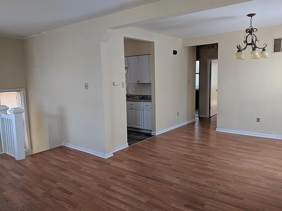 5th image of 3628-3630 McRee Ave