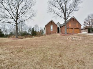 995 Mule Barn Dr, Cape Fair, MO 65624