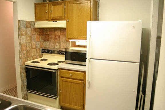 4th image of 3704 Flintwood Trl