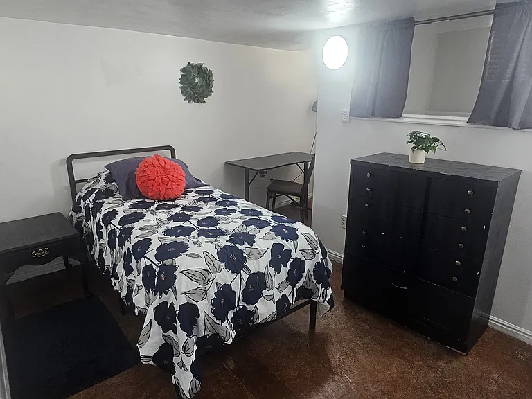 741 W 200 N #A — Photo 5