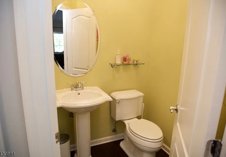 104 Stone Creek Ct — Photo 28