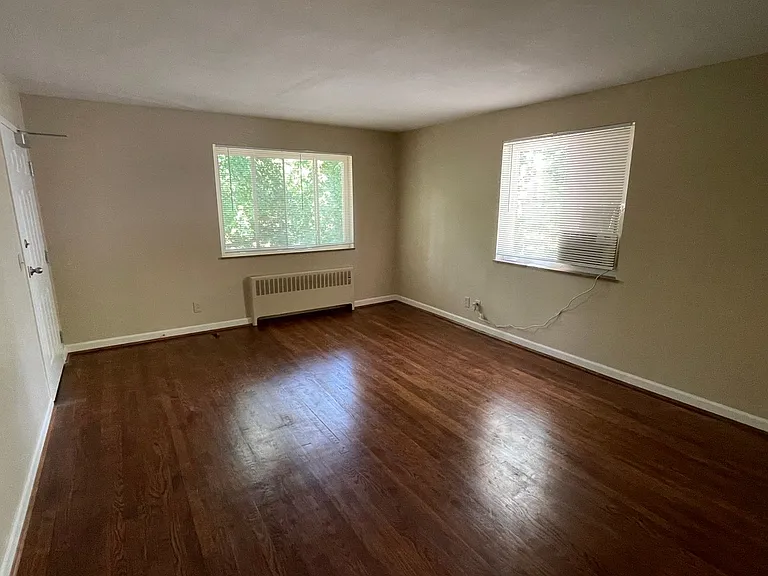6247 Corbly St — Photo 4