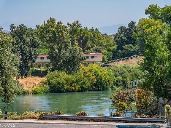 3rd image of 701 Rio St