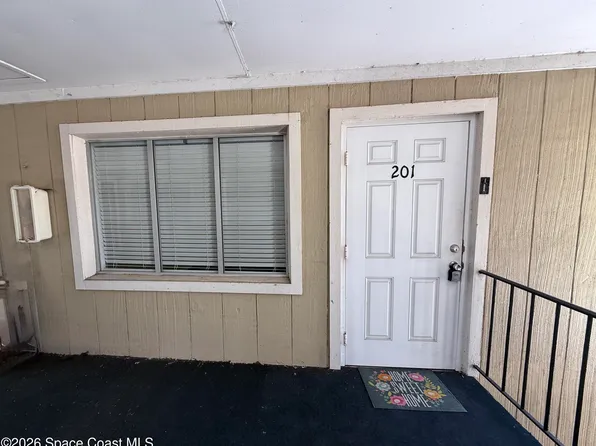 4304 London Town Rd #B201, Titusville, FL 32796