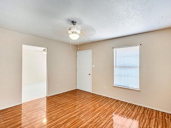 3rd image of 5745 Port Lavaca Dr
