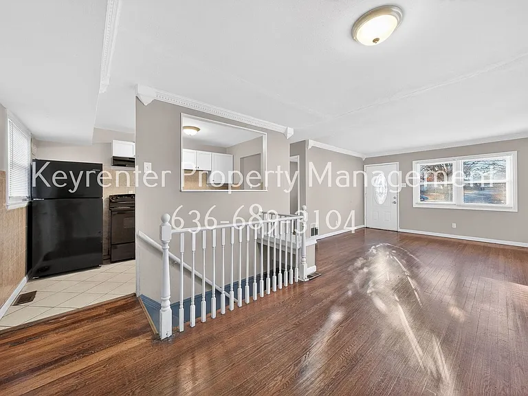 10617 Dunkeld Cir — Photo 13