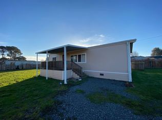 1084 Mary Ln, McKinleyville, CA 95519