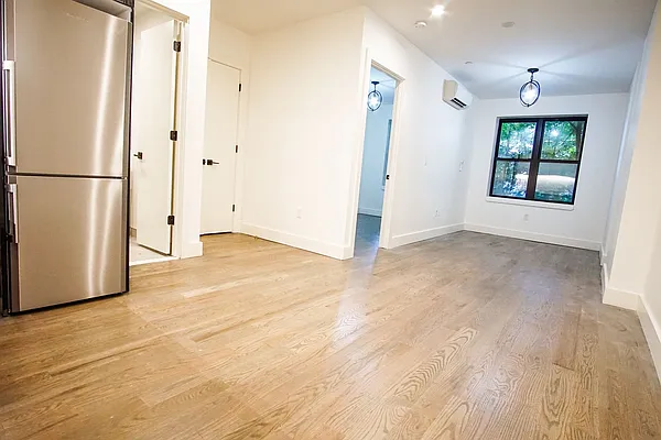 Rented by Lofts and Flats LLC | media 6