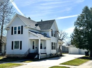 16 E 11th St, Fond Du Lac, WI 54935