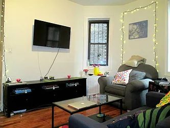 Rented by Living New York