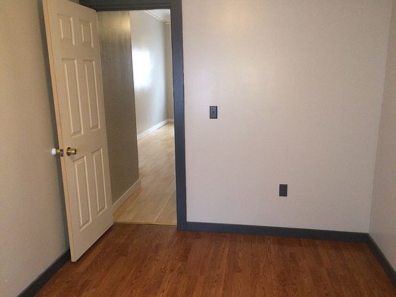 5th image of 37 39 41 Mechanic St #39