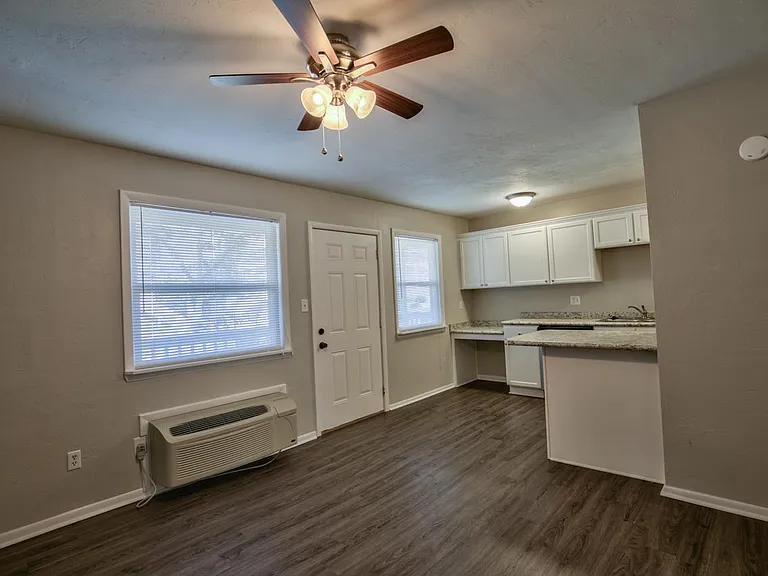 120 Valencia Dr #13 — Photo 7