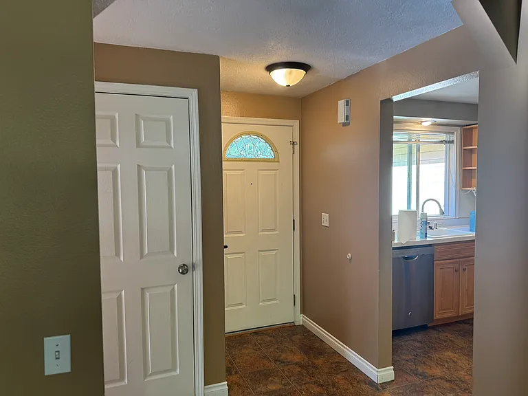 4218 NE Meadow Ln — Photo 4