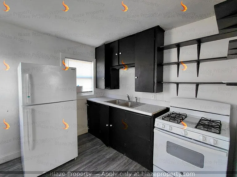 1220 N Nelson St — Photo 4