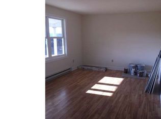 7 Mason Dr, Pine Grove, PA 17963